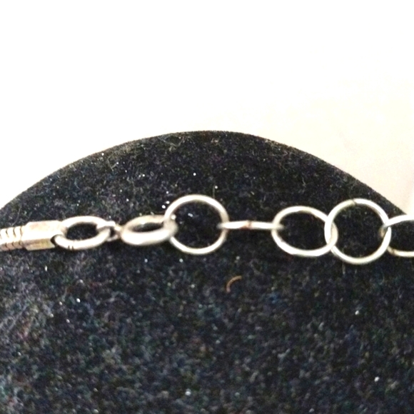 TRIBAL TRADITIONAL SHELL NECKLACE - Picture 3 of 7